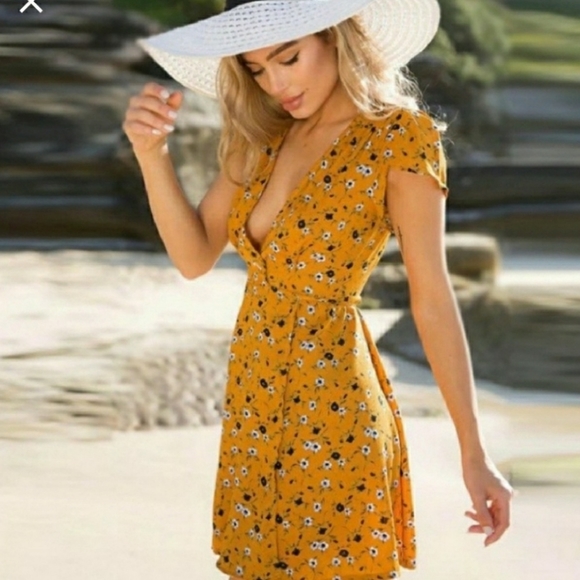 Bluewinkz Dresses & Skirts - Yellow Floral Cottage Core Wrap Dress